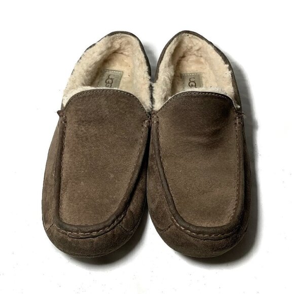UGG Men Slippeers Size 10 * main image 5